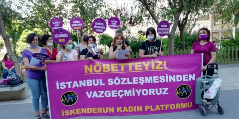 Kadınlar nöbeti sürdürdü: İstanbul Sözleşmesinden vazgeçmiyoruz