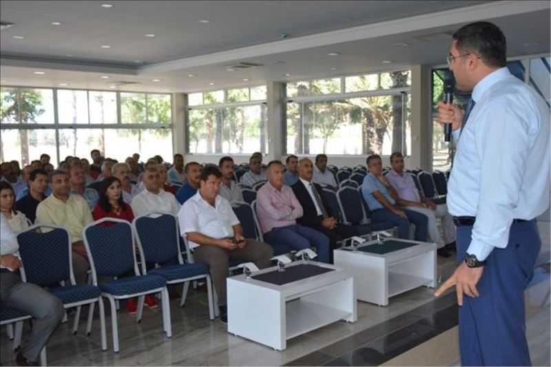 Belediye personeline ´iletişim semineri´