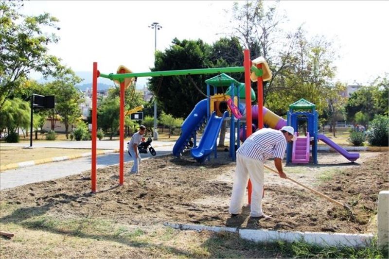 Parklarda bakım çalışması