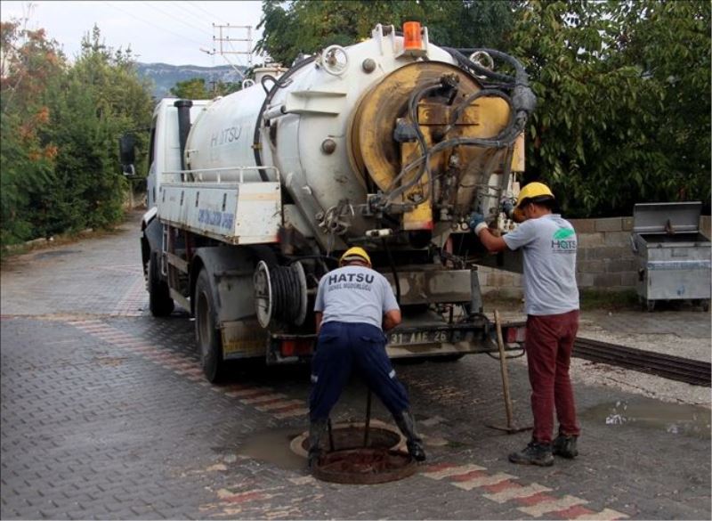 Tıkanan hatlara temizlik çalışması