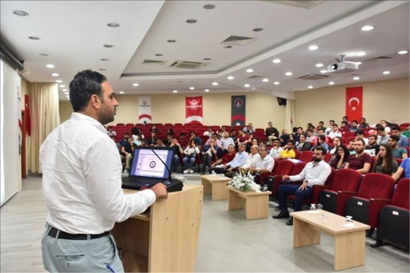 Üniversiteliye ´terör´ konferansı