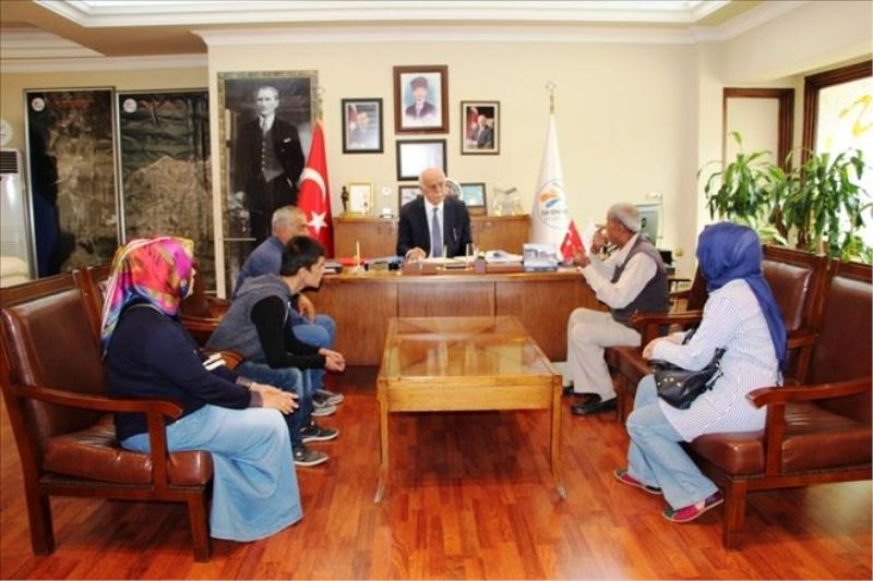 Halk Günü sürüyor