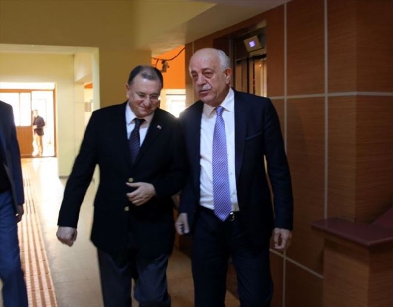 Savaş´tan Dingil´e ‘keyfi davranıyor´ eleştirisi