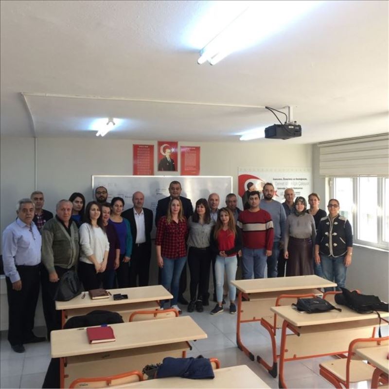 Girişimcilik kursu sürüyor