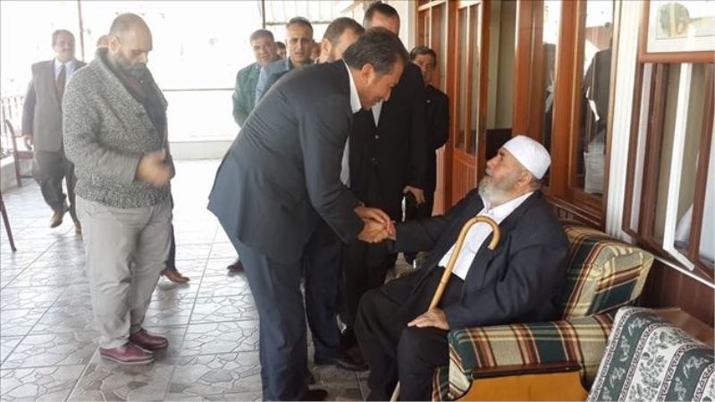 Milletvekillerinin ´geçmiş olsun´ ziyareti