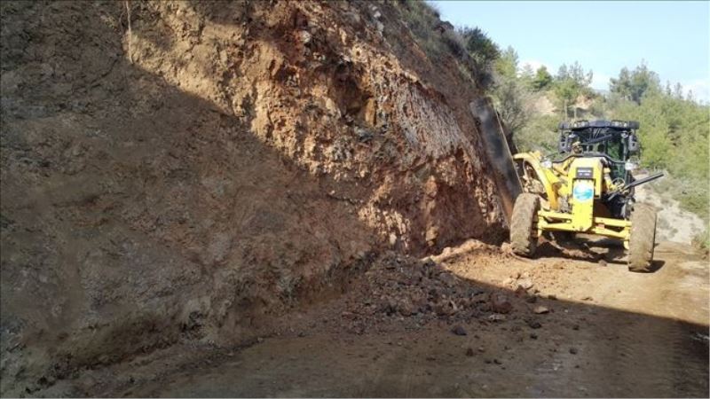 Mahallede yol çalışması