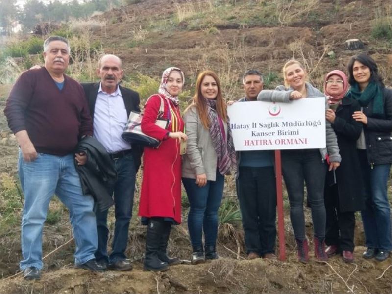Sağlıkçılar ağaç dikti