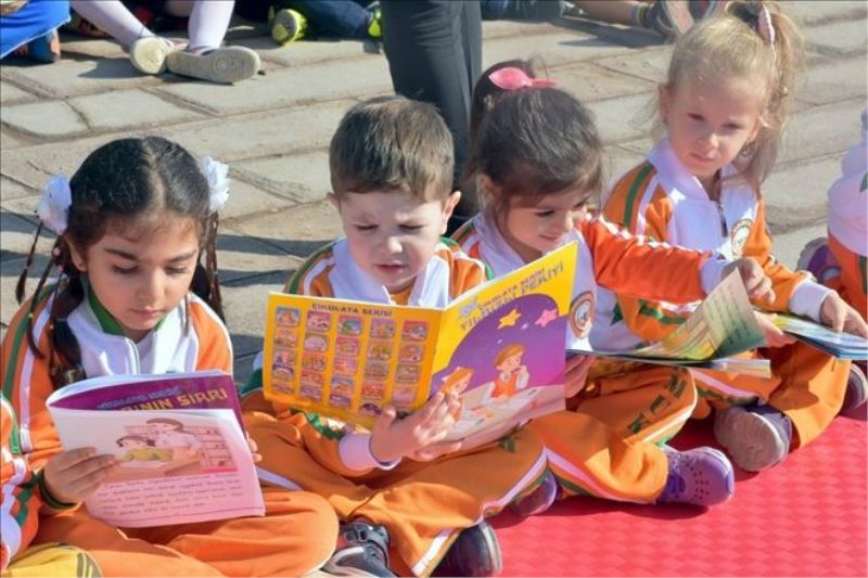 Kitap okuma etkinliği