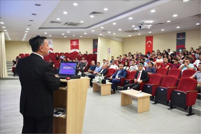 Üniversiteliye ‘lojistikte uygulama´ semineri