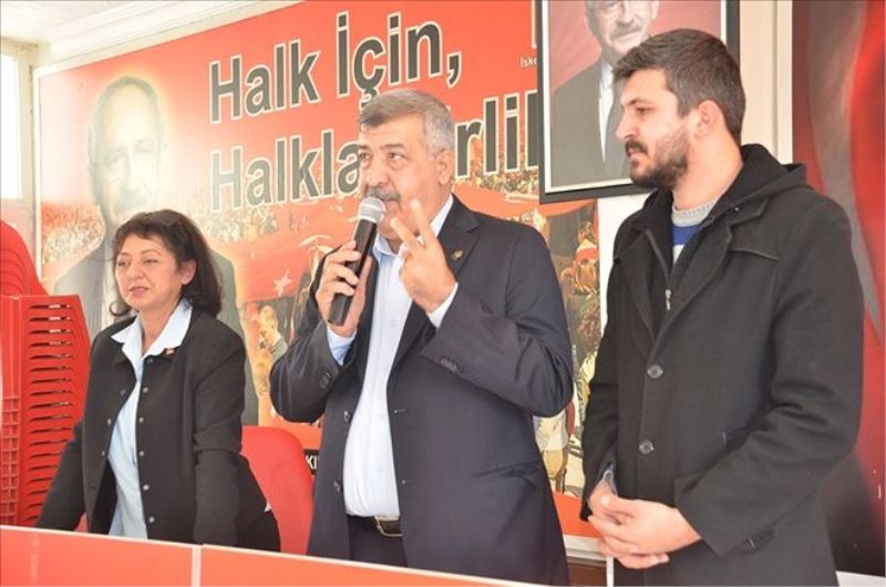 Nilgün Selçuk CHP´li kadınlardan güvenoyu istedi