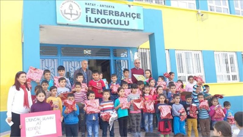 Öğretmene karşı şiddet kınanıyor