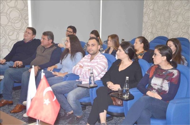 ‘Benimle, herkesle barış´ semineri