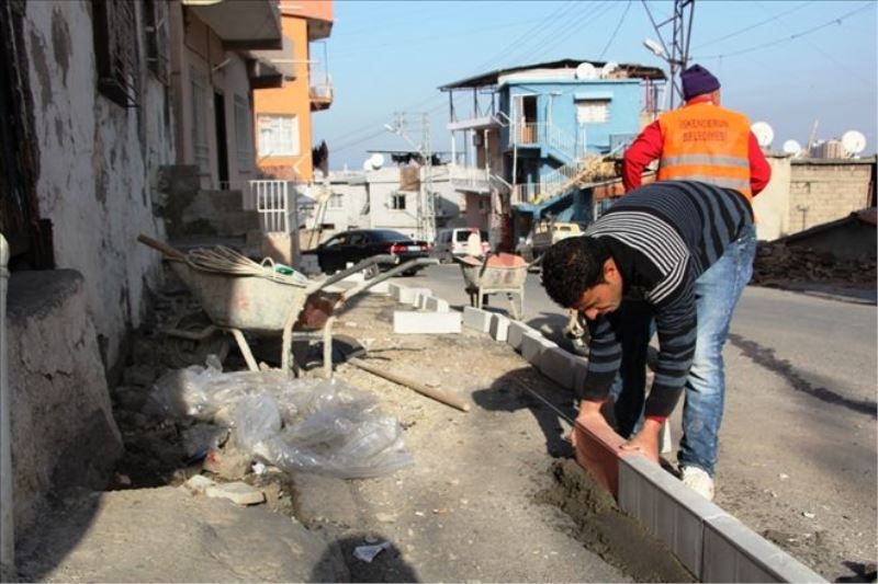 Esentepe´de kaldırım çalışması