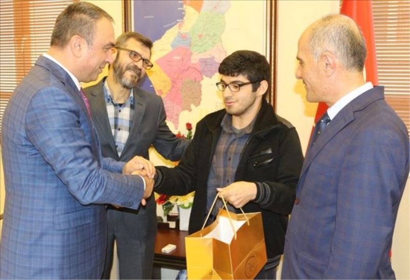 ´Engelli olmak üretime engel değil´