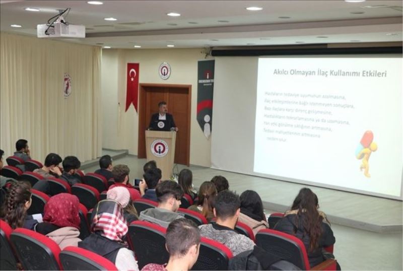 ´Akılcı ilaç kullanımı´ konferansı