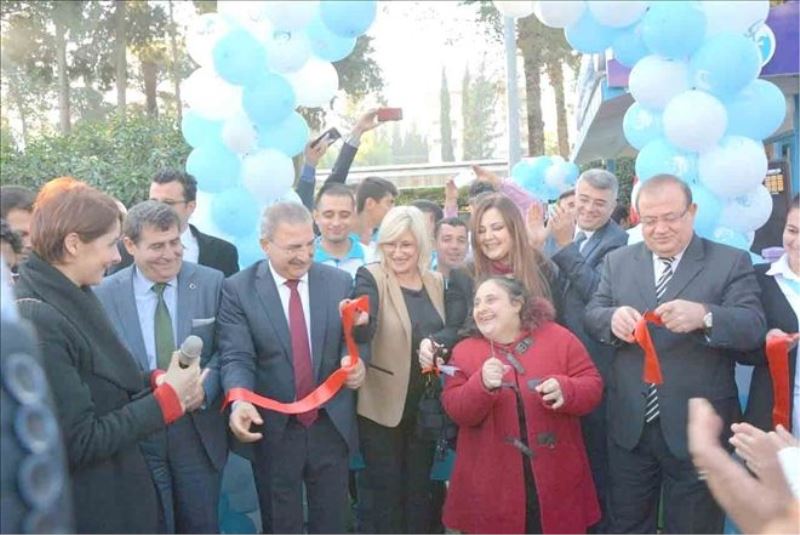 Otizmliler Sosyal Tesisi ve Umut Kafe açıldı