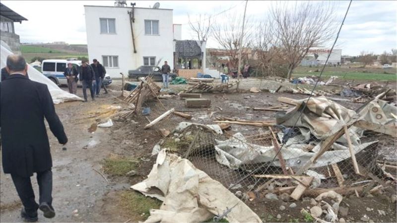 Fırtına ve hortum yaşamı durdurdu