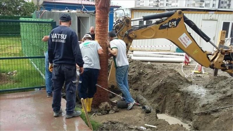 Minibüs garajında yağmur sorunu