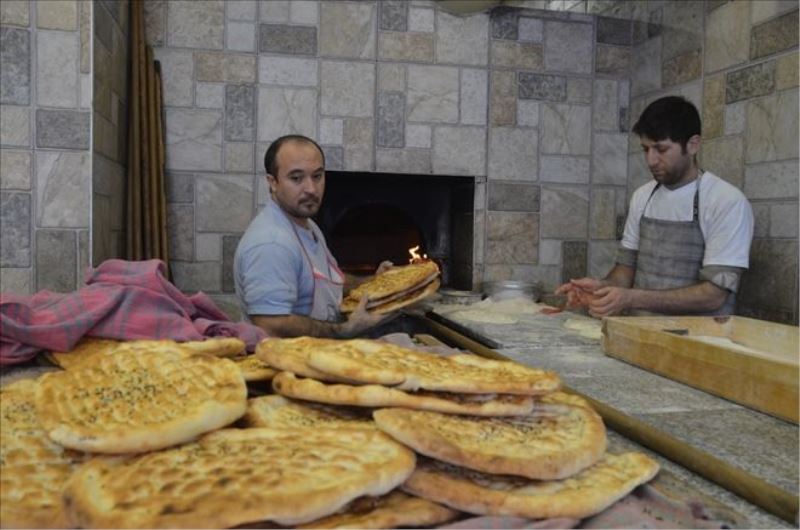 Ekmek 1 lira