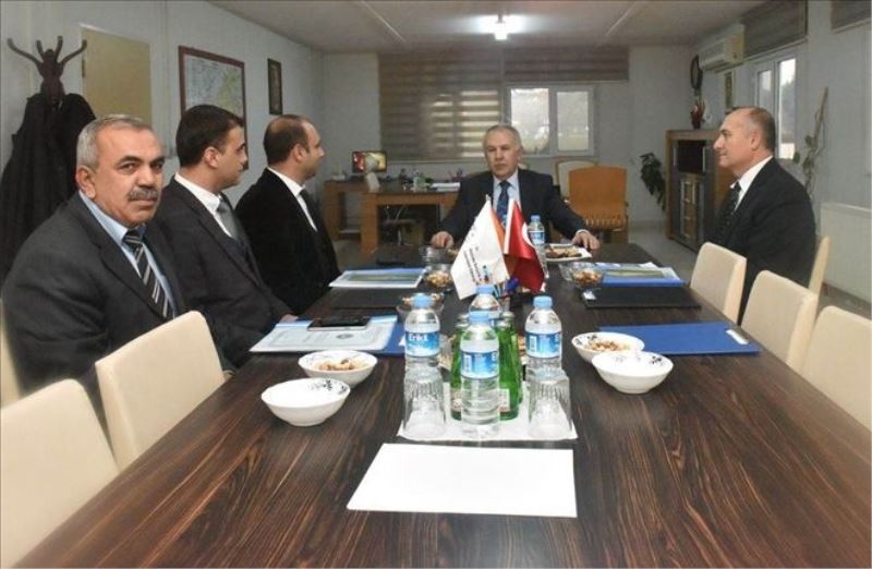 Valiye, karayolları brifingi