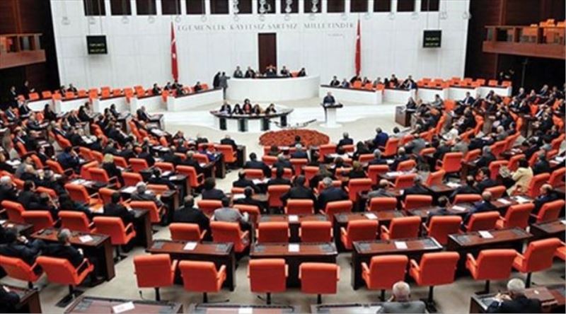 Anayasa değişikliğinde 8 madde kabul edildi