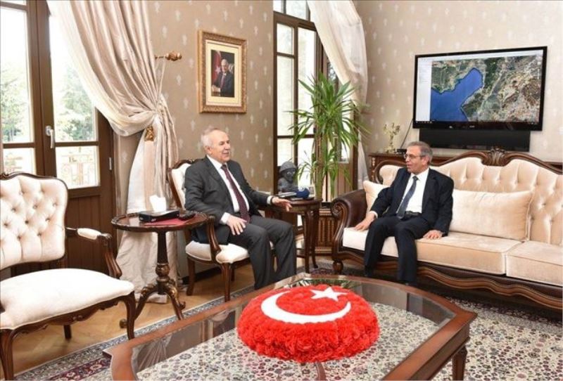 YÖK üyesinin üniversite incelemesi