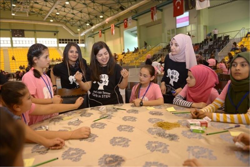 ´Eğitim, dünya barışının anahtarı´  