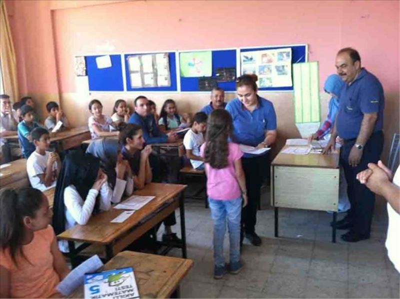 Karneler, postacılardan