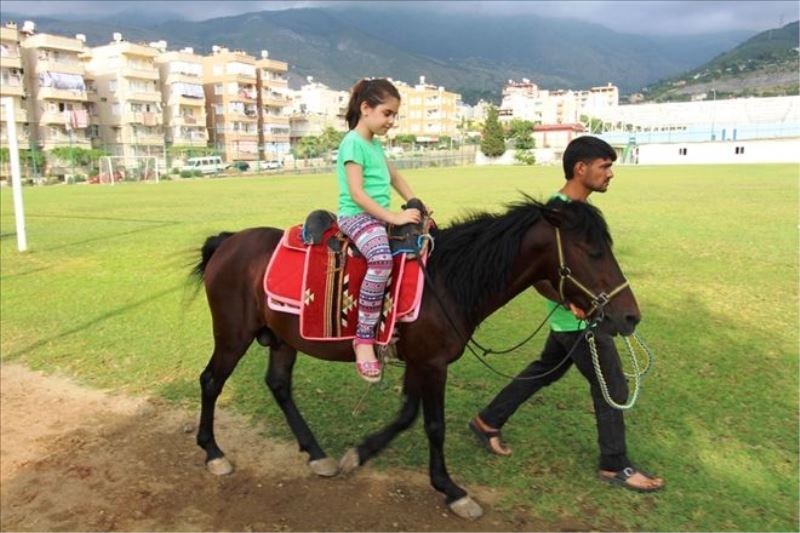 İskenderun´da binicilik eğitimi