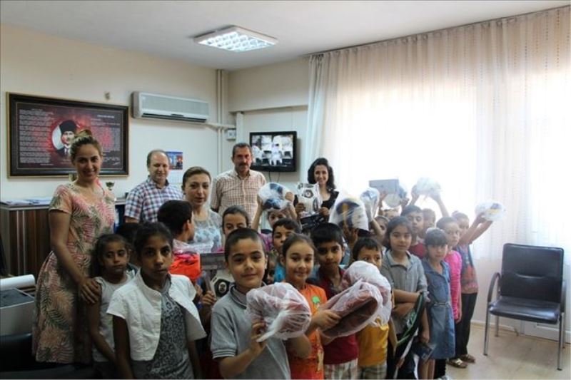 Okula ´atık pil´ ödülü