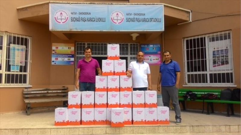 Astsubay öğrencilerinden ilkokul öğrencilerine yardım