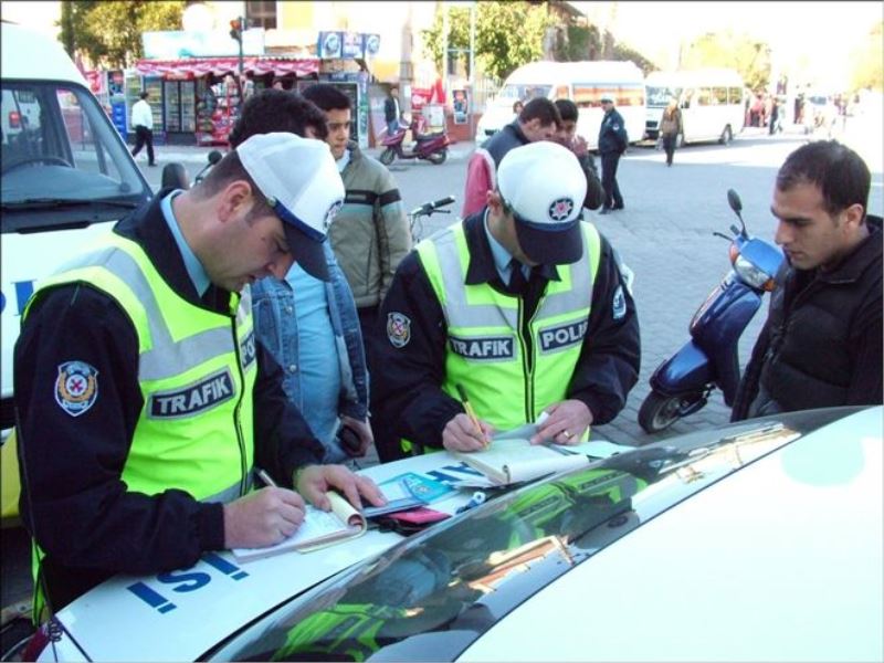 3 bin araca para cezası