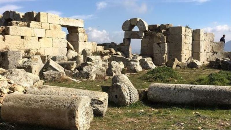 RES, ´manastırı tahrip ediyor´  