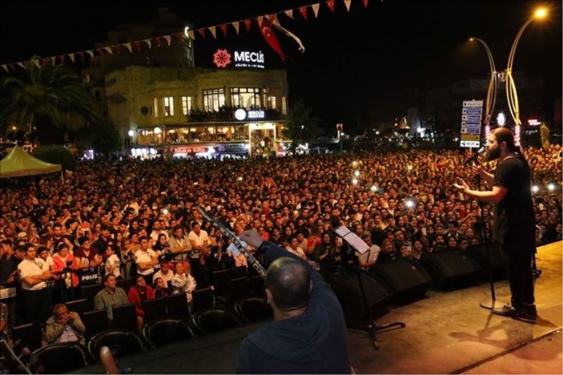 Koray acı, Antakya´da konser verdi