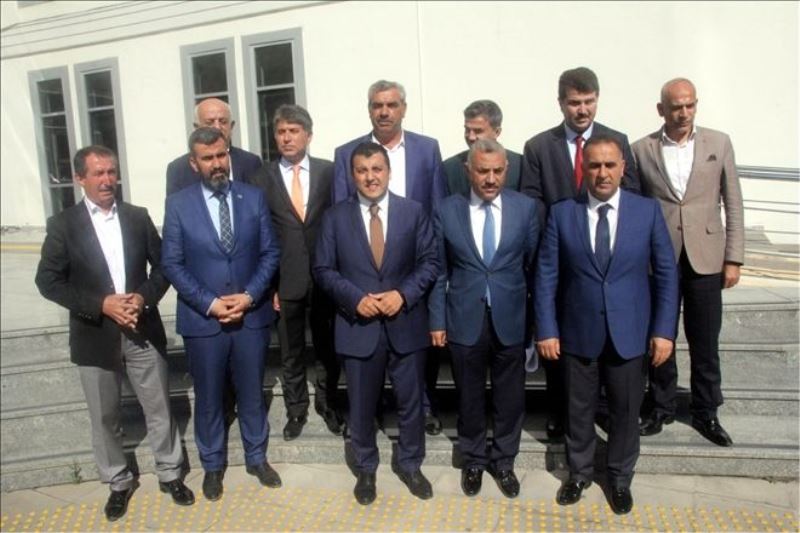 AKP´den Savaş hakkında suç duyurusu