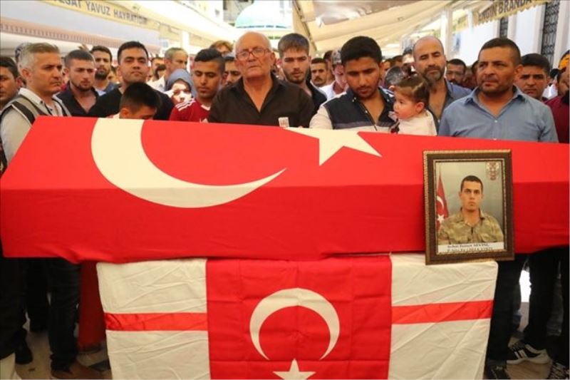 Şehit eri binler uğurladı