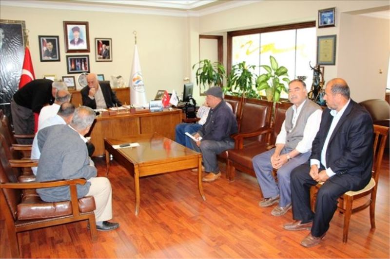 ´Her salı görüşme´ sürüyor