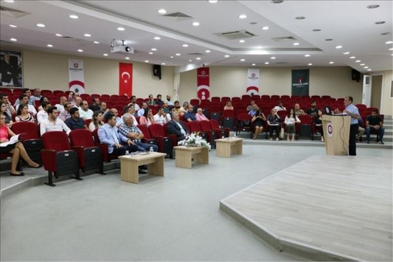 Sanayicilere standart semineri