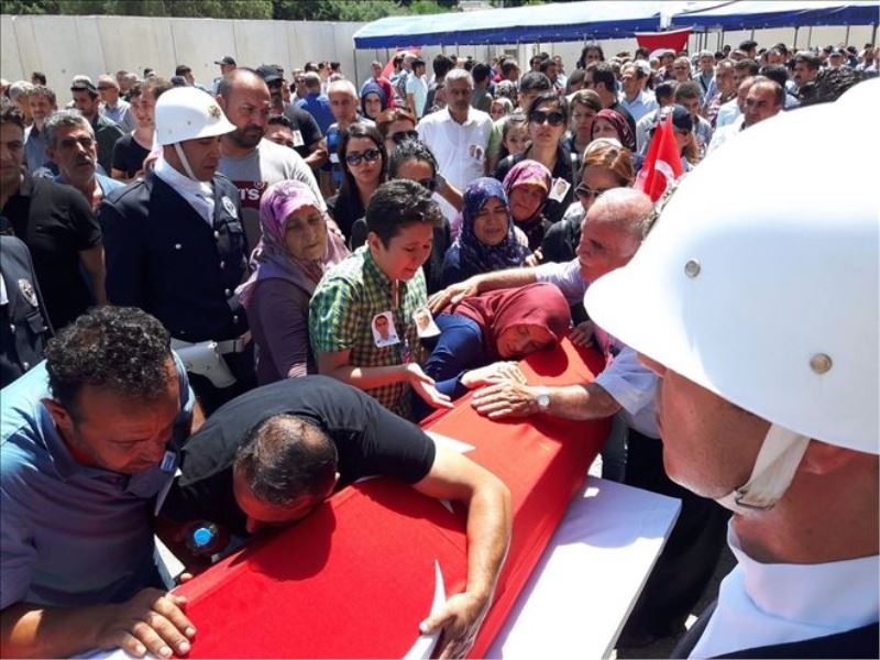 Gözyaşı ve duayla uğurlandılar  