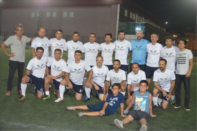 Sağlık Spor, Büyükşehir´i eledi