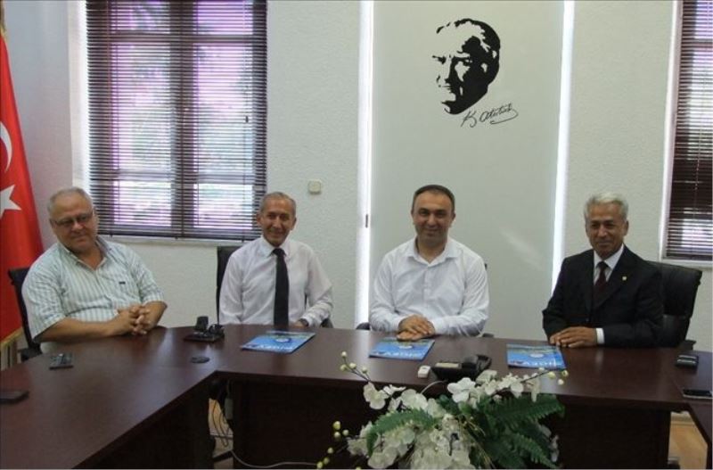“Pes etme, işini önemse”  