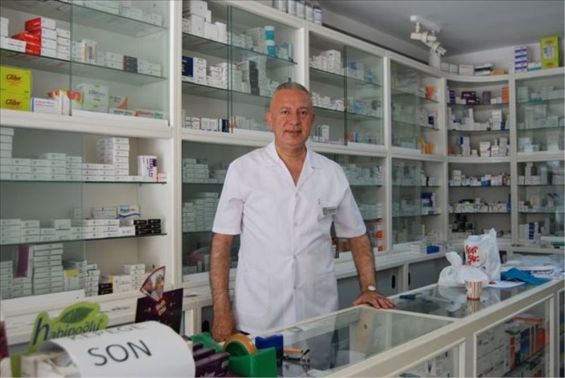 Eczane teknisyenlerine bin 460 saatlik kurs  
