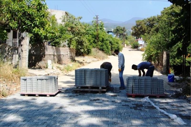Denizciler´e kilitli parke taşı döşendi