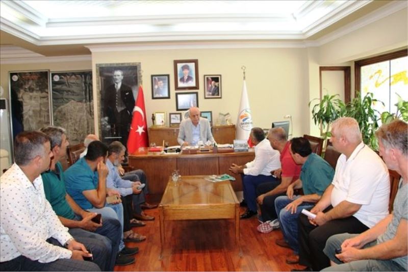 Pazar esnafıyla projeleri değerlendirdi