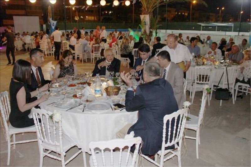 Denizcilik camiası gala yemeğinde buluştu
