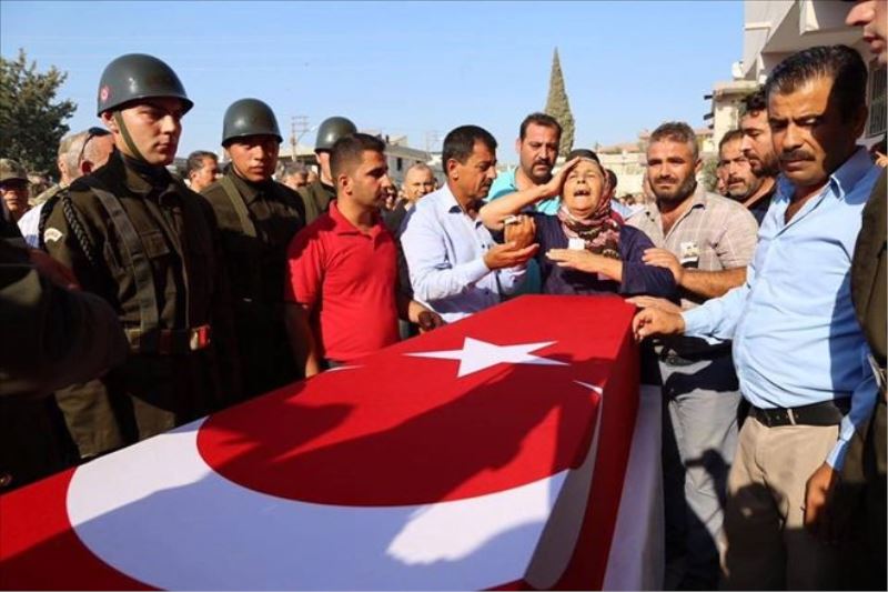 Ağıt ve duayla uğurlandı