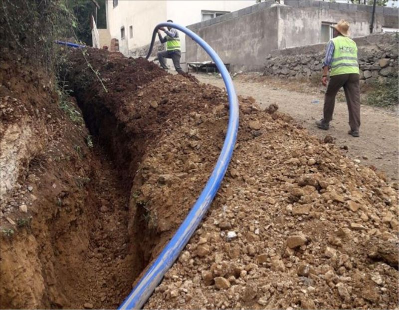 Bekbele´ye içmesuyu hattın döşemesi