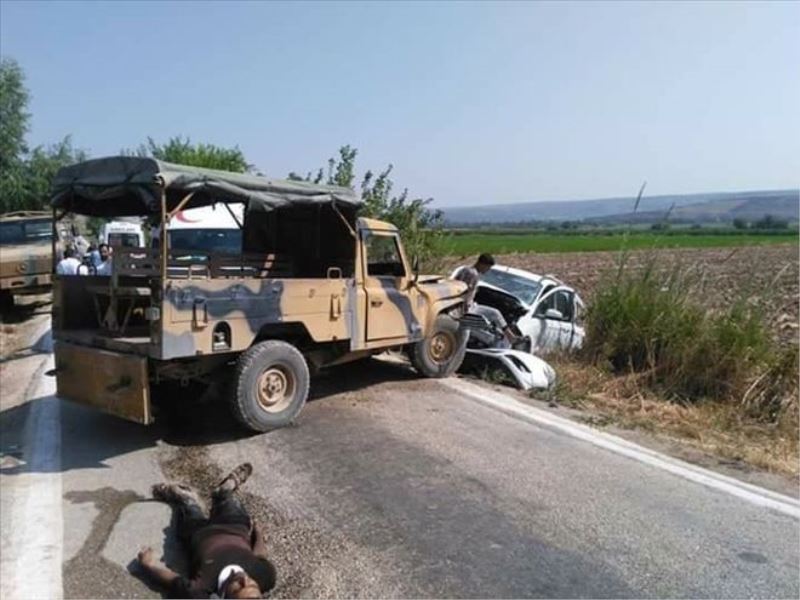 Araçlardan kaçak göçmen çıktı