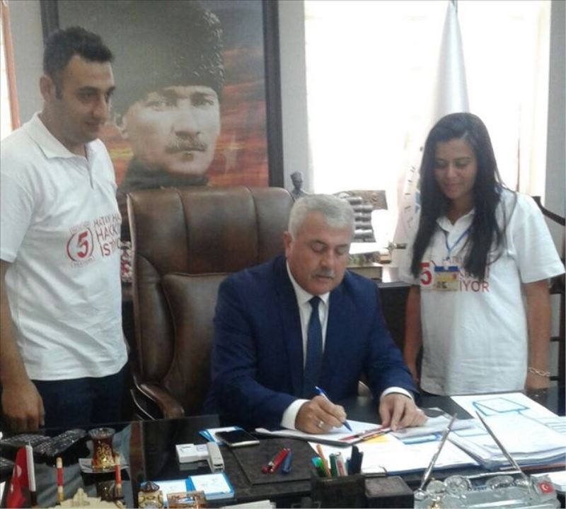 500 bin hedefine Toksoy´dan destek