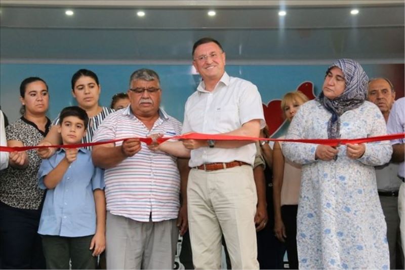 Dört şeritli altgeçit  